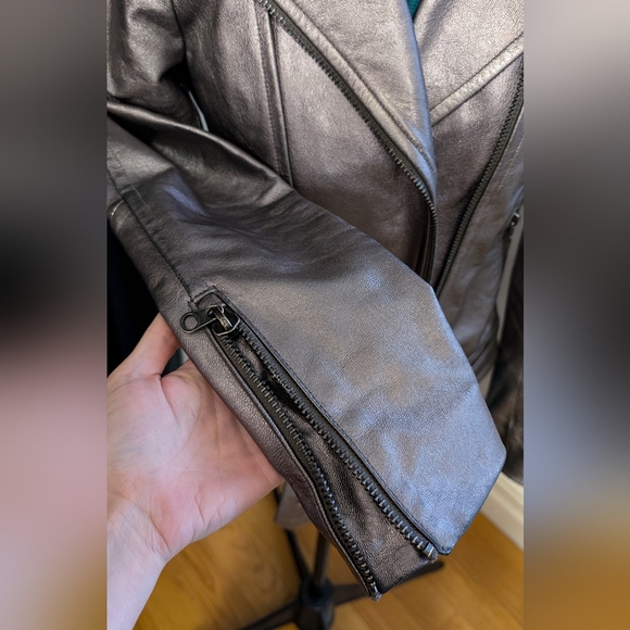 Mackage pewter metallic genuine lamb leather biker jacket, XXS/XS - Picture 6 of 12